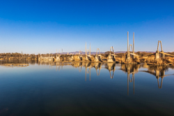 春天的中国陕西西安灞桥生态湿地公园景观风景