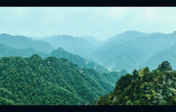 夏天中国陕西西安秦岭北麓山脉风景电影风格